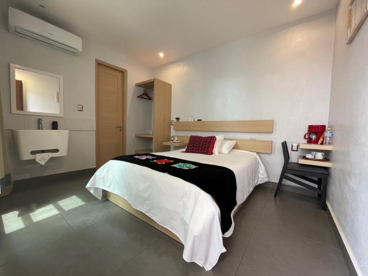 Maria Ines Hotel 4*